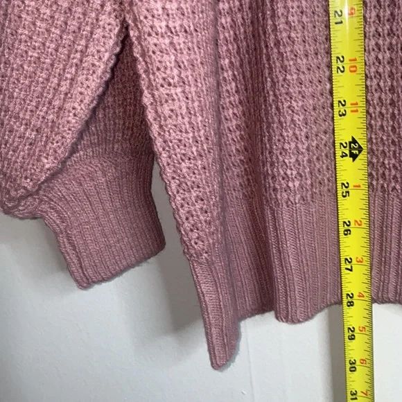 🍂NWT Oversized Lilac Sweater! - Picture 5 of 8